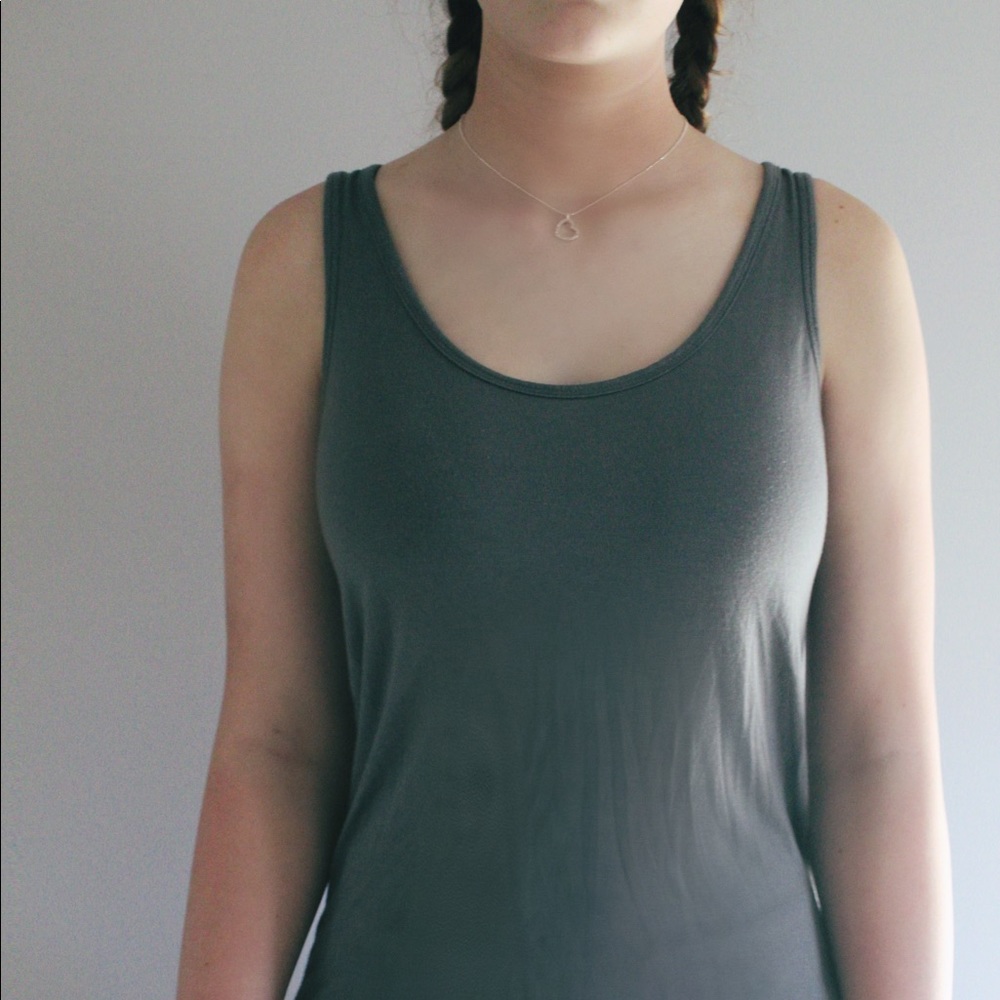 Old Navy Plain Gray Tank Top